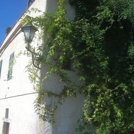 Hotel Ca' Bruna Pietra Ligure Pokoj fotografie