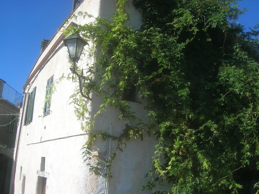 Hotel Ca' Bruna Pietra Ligure Pokoj fotografie